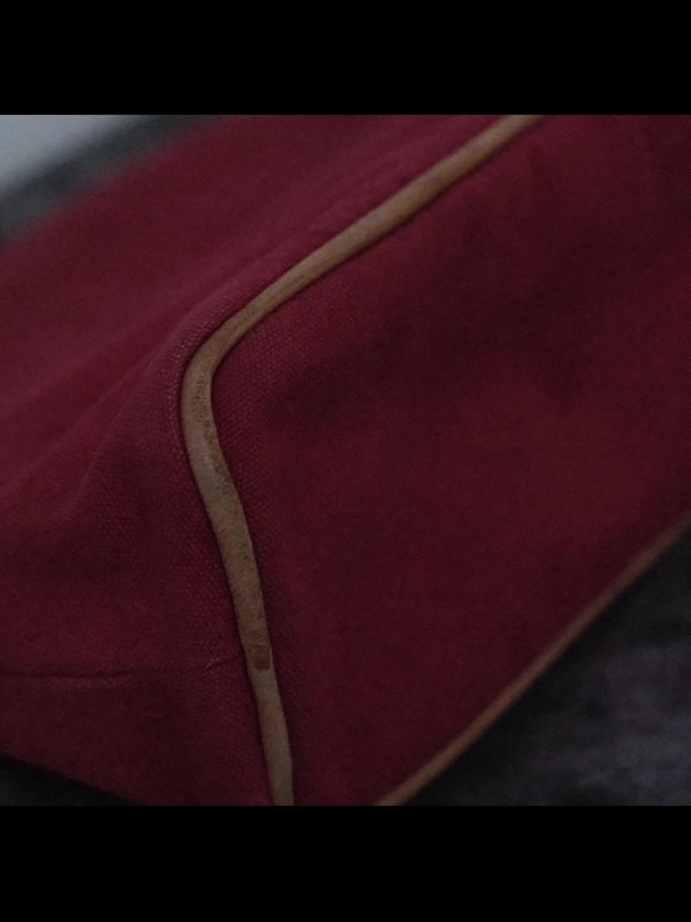 Hermes Men's Canvas Toiletry Pouch in Deep Red with Tan Trim - Picture 11 of 13